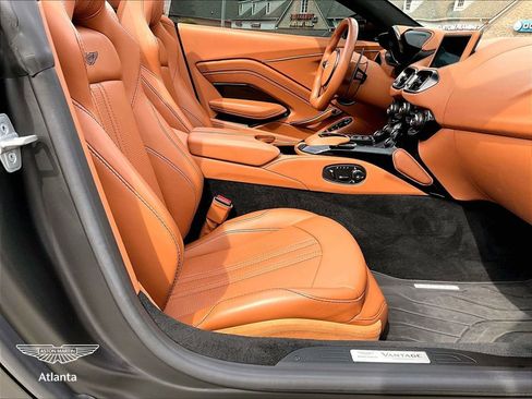Used 2023 Aston Martin V8 Vantage Roadster RWD image 8