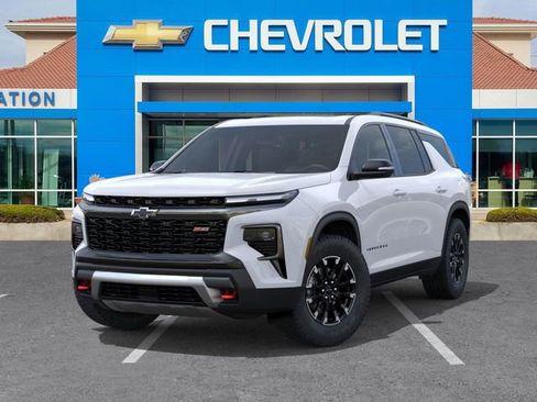 New 2026 Chevrolet Traverse Z71 w/ Driver Confidence Package image 6