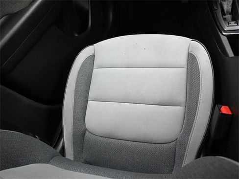 Used 2024 Chevrolet TrailBlazer LT image 12