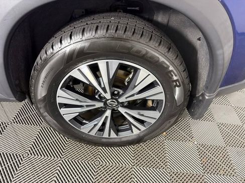 Used 2021 Nissan Rogue SV w/ Premium Package FWD image 28