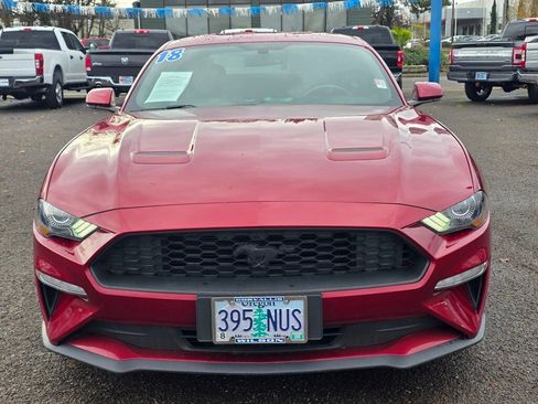 Used 2018 Ford Mustang Coupe image 7