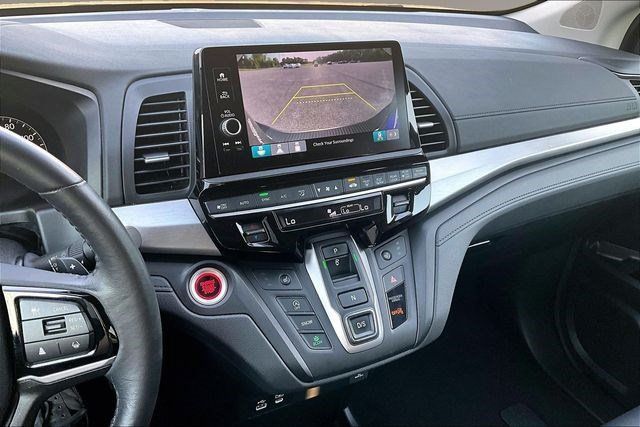 Certified 2026 Honda Odyssey EX-L image 13