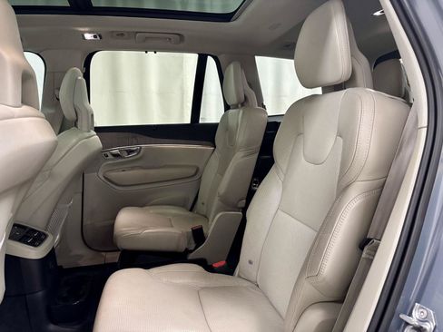 Used 2021 Volvo XC90 T8 Inscription w/ Advanced Package AWD/4WD image 22