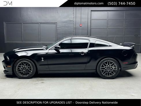 Used 2013 Ford Mustang Shelby GT500 image 4