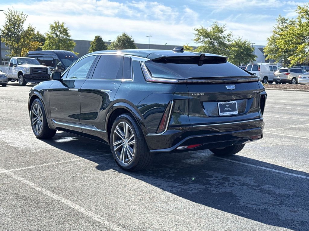 Used 2024 Cadillac Lyriq Luxury AWD/4WD image 21