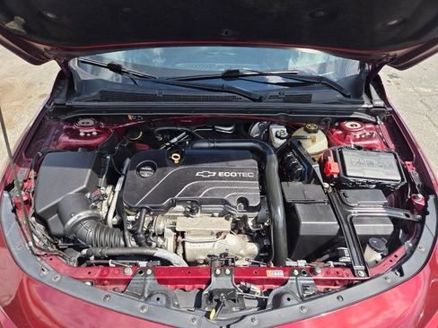Used 2016 Chevrolet Malibu LT FWD image 9