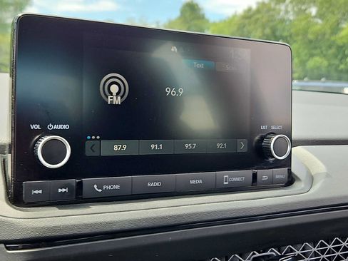 Used 2025 Honda Accord LX image 17
