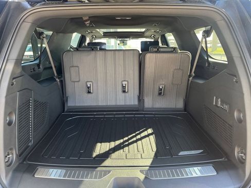 New 2026 GMC Yukon XL AT4 w/ AT4 Premium Plus Package image 24