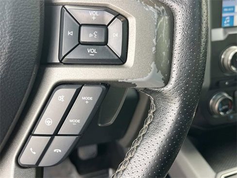 Used 2018 Ford F150 Raptor w/ Equipment Group 802A Luxury image 33