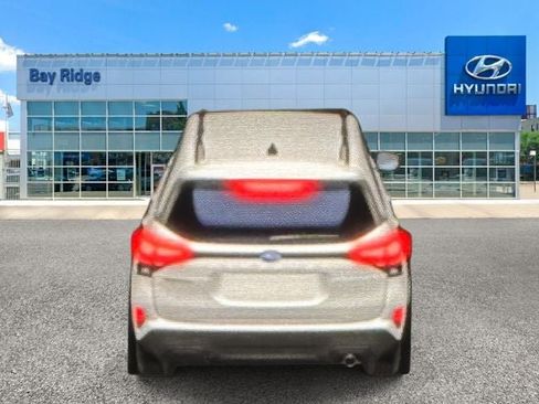 Used 2025 Subaru Forester Touring image 32