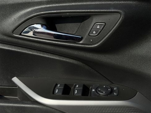 Certified 2024 Chevrolet Trax RS w/ Driver Confidence Package image 23