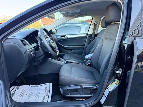 Used 2015 Volkswagen Jetta SE FWD image 10