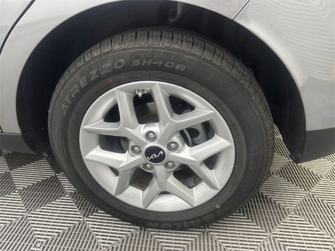 Used 2024 Kia Soul LX w/ Option Group 015 image 20