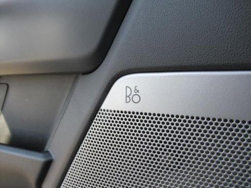 Used 2023 Ford F150 Lightning Lariat w/ Equipment Group 511A High image 32