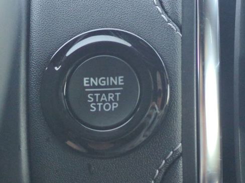 New 2025 Ford Expedition Max Platinum w/ Stealth Performance Package image 28