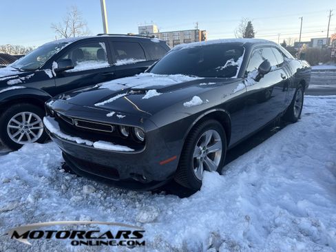 Used 2021 Dodge Challenger SXT w/ Blacktop Package image 1