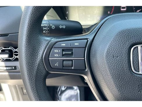 Certified 2024 Honda Accord EX image 34