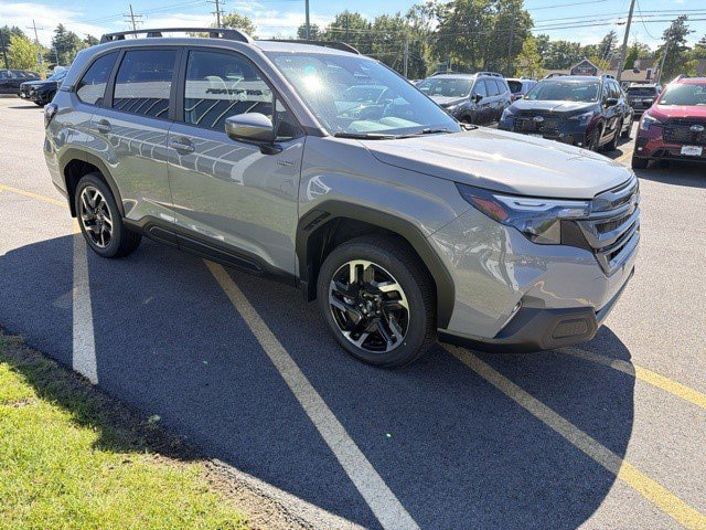 New 2026 Subaru Forester Premium AWD/4WD image 3