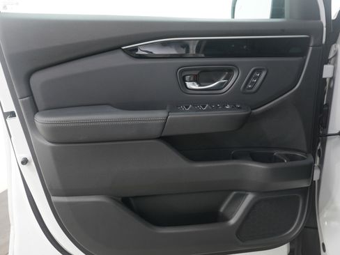 Used 2023 Honda Pilot EX-L image 24