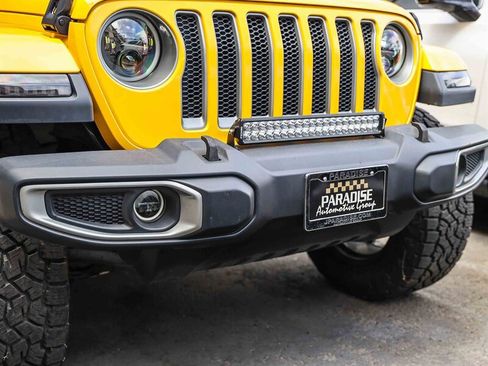 Used 2019 Jeep Wrangler Unlimited Sahara AWD/4WD image 63