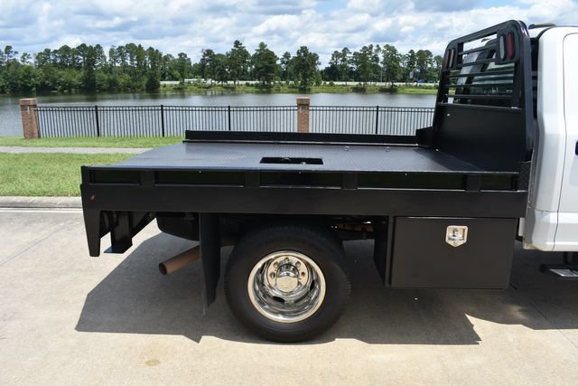 Used 2021 Ford F350 4x4 Crew Cab DRW Super Duty image 4