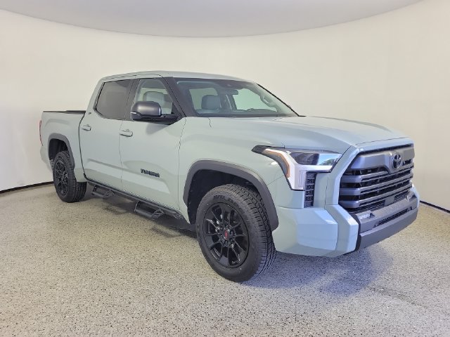 Used 2024 Toyota Tundra SR5 w/ SR5 Premium Package AWD/4WD image 4