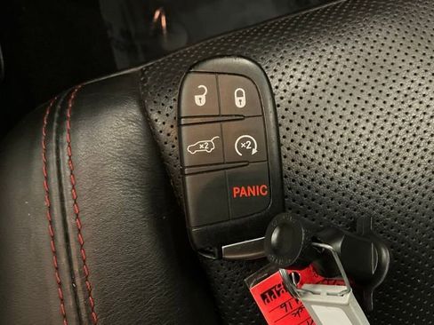 Used 2025 Dodge Durango GT AWD/4WD image 28