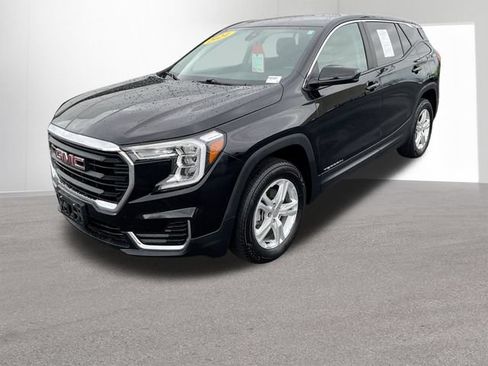 Used 2024 GMC Terrain SLE AWD/4WD image 1