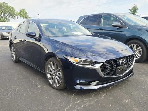 Used 2024 MAZDA MAZDA3 s FWD image 4