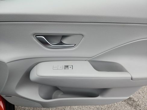 Used 2024 Hyundai Kona Limited FWD image 35