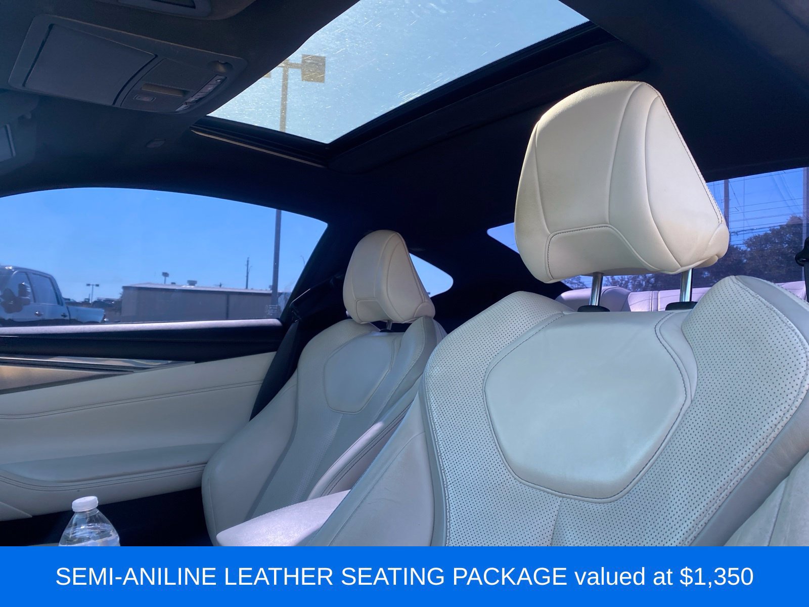 Used 2019 INFINITI Q60 3.0t Luxe w/ Essential Package RWD image 6