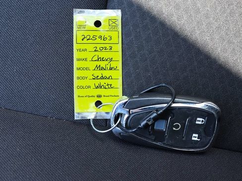 Used 2023 Chevrolet Malibu LT FWD image 59