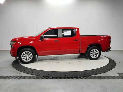 Used 2023 Chevrolet Silverado 1500 Custom AWD/4WD image 5