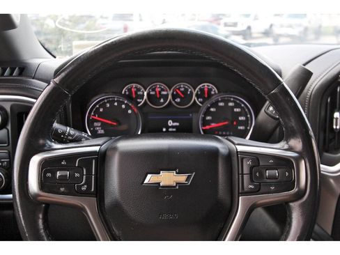 Used 2021 Chevrolet Silverado 1500 LT RWD image 7