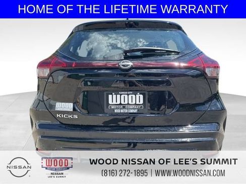 New 2025 Nissan Kicks Play S image 6