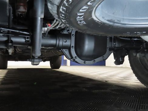 Used 2025 Ford F250 Platinum image 9