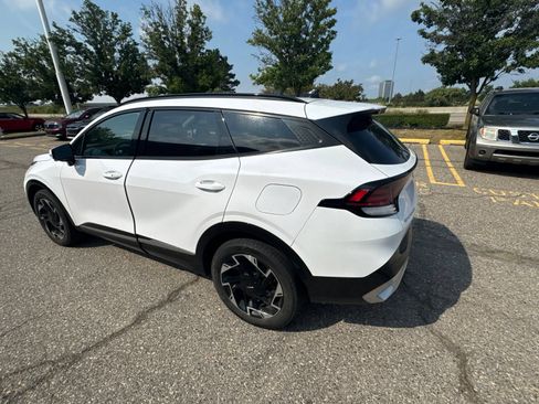 Used 2023 Kia Sportage SX AWD/4WD image 4