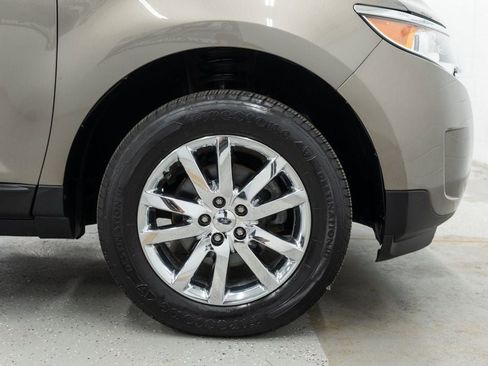 Used 2013 Ford Edge Limited AWD/4WD image 30
