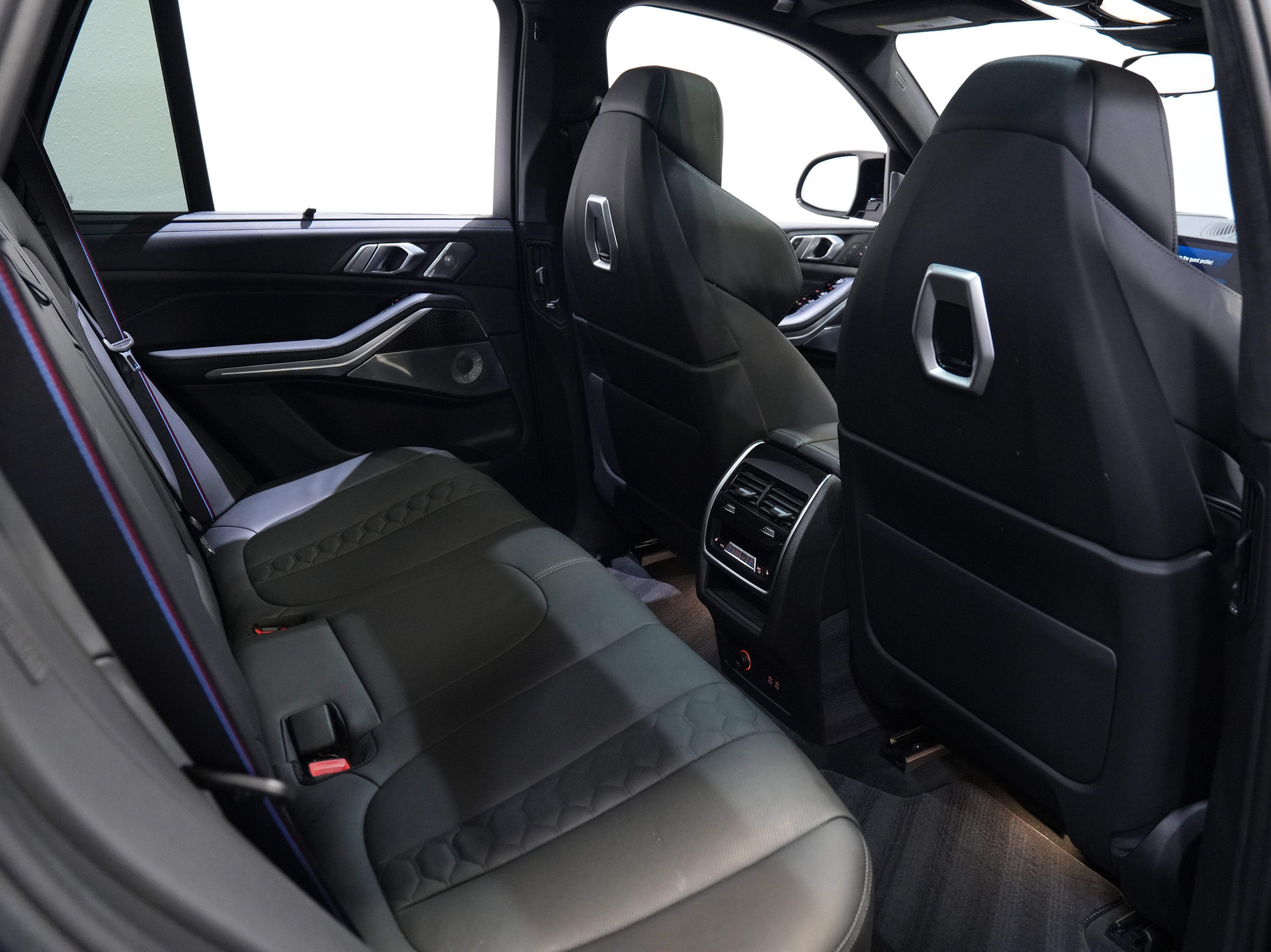 Used 2024 BMW X5 M Competition w/ Executive Package AWD/4WD image 40