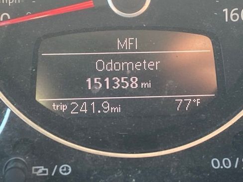 Used 2013 Volkswagen Beetle 2.0T image 12