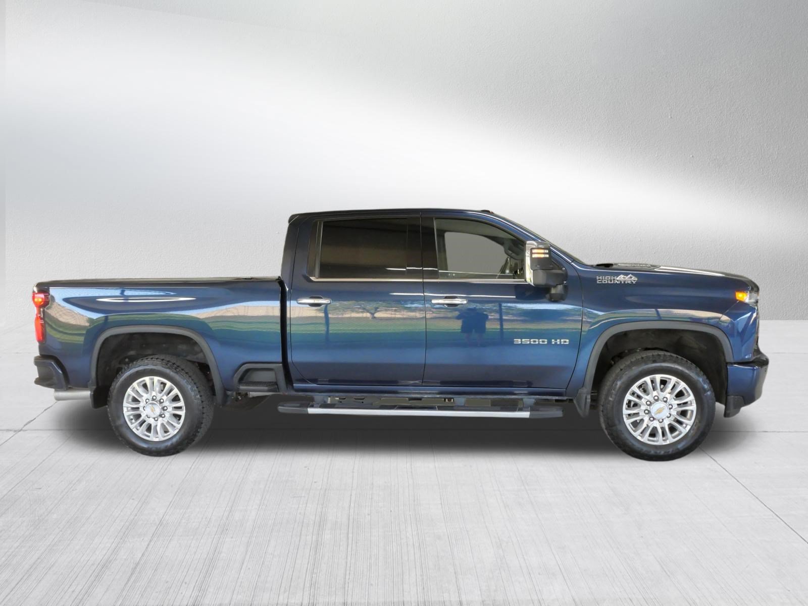 Used 2022 Chevrolet Silverado 3500 High Country w/ Z71 Off-Road Package AWD/4WD image 8