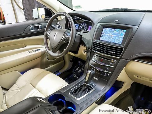 Used 2014 Lincoln MKT AWD w/ Equipment Group 201A image 25