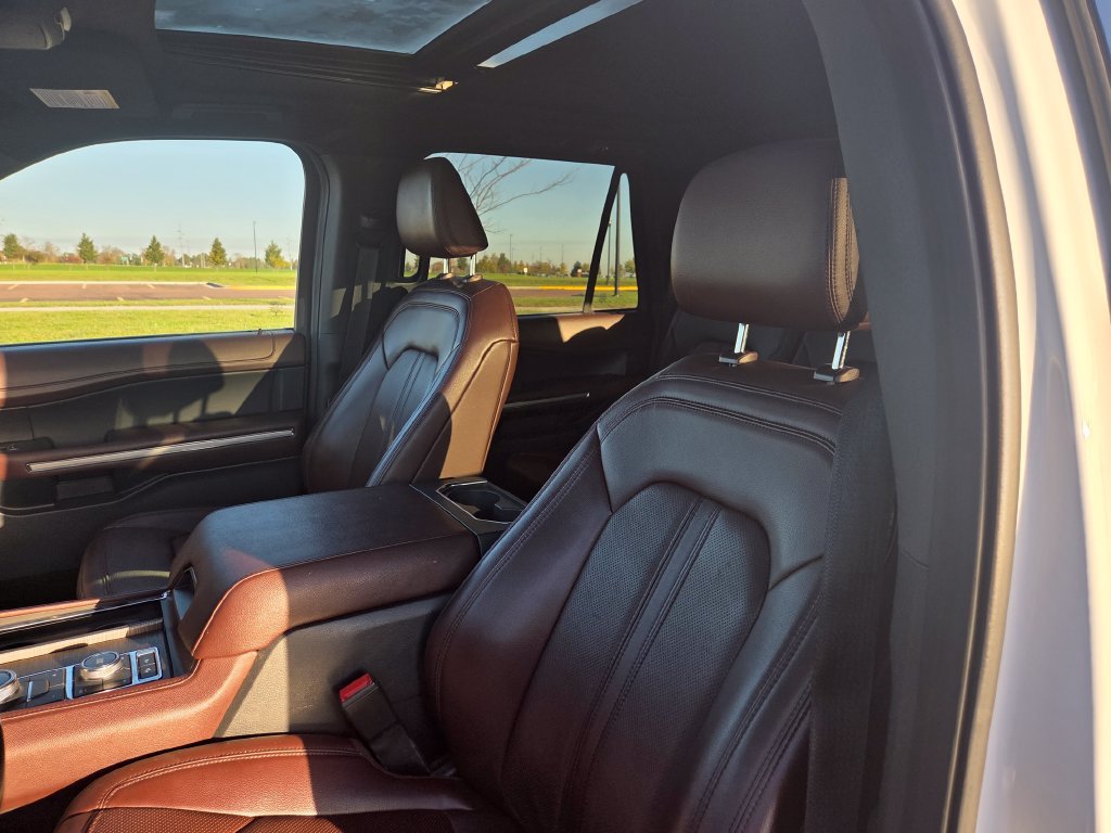 Used 2022 Ford Expedition Max Limited AWD/4WD image 6