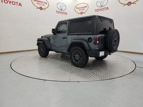 Used 2024 Jeep Wrangler Sport S image 6