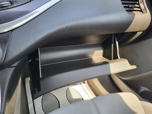 Used 2017 Chevrolet Impala LS FWD image 23