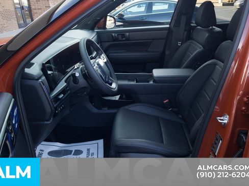 Used 2025 Hyundai Santa Fe Calligraphy image 15