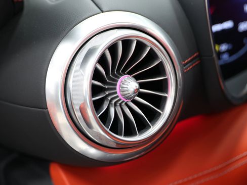 Used 2022 Mercedes-Benz SL 55 AMG 4MATIC w/ AMG Night Package image 19