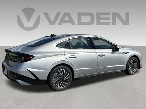 New 2026 Hyundai Sonata SEL FWD image 8