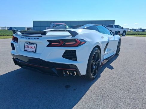 Used 2021 Chevrolet Corvette Stingray Premium Conv w/ Z51 Performance Package RWD image 7