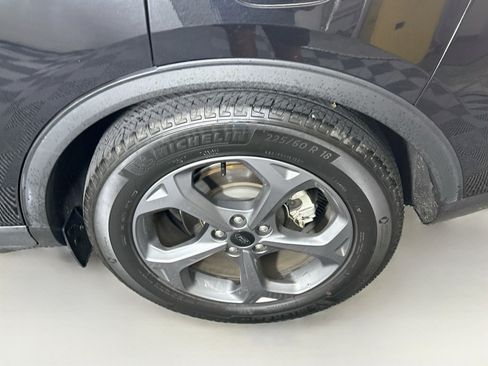 Used 2025 Ford Escape ST-Line FWD image 11